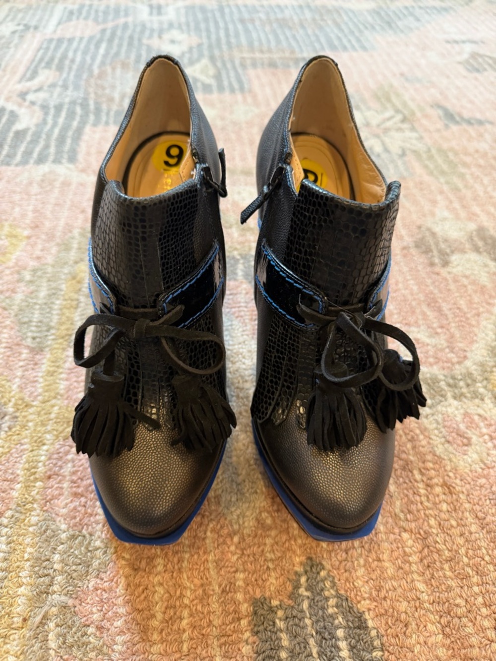 Cole Haan Nike air kiltie tassel Black Heeled Ankle Boots size 9.vintage vibes